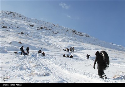 تفریحات زمستانی در ارتفاعات برفی - اراک
