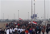 نگاهی به شعارهای متفاوت در تظاهرات میلیونی عراق؛ «شما عمودی وارد شدید، اما افقی خارج خواهید شد»+تصویر