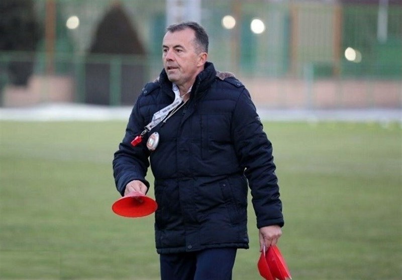 Zob Ahan Coach Radulovic Will Not Return to Iran