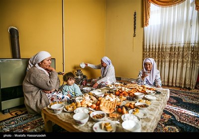 قزاق محله شهر گنبد تقریبا در بیرون شهر گنبد و در کنار رودخانه "گرگان رود" می باشد، به همین جهت از طرف ترکمن ها به چای بویین(کنار رودخانه )معروف شده است.قزاق محله چای بویین را می توان جزء محله های قدیمی گنبد نامید.