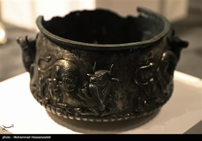 موزه هنر ایران واقع در کاخ مرمر