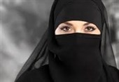بھارت؛ سرکاری کالج میں طالبات پر برقعہ پہننے پر پابندی عائد