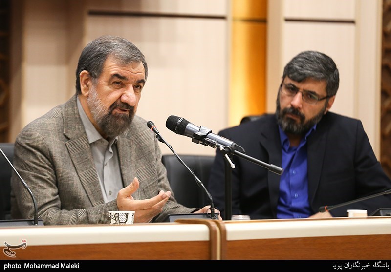 مسعود بصیری رییس بسیج رسانه و محسن رضایی دبیر مجمع تشخیص مصلحت