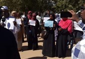 Khartoum protests in front of UAE&apos;s embassy