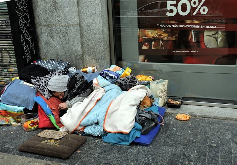 بیش از یک چهارم شهروندان اسپانیایی در خطر &quot;فقر مطلق&quot; هستند+تصاویر