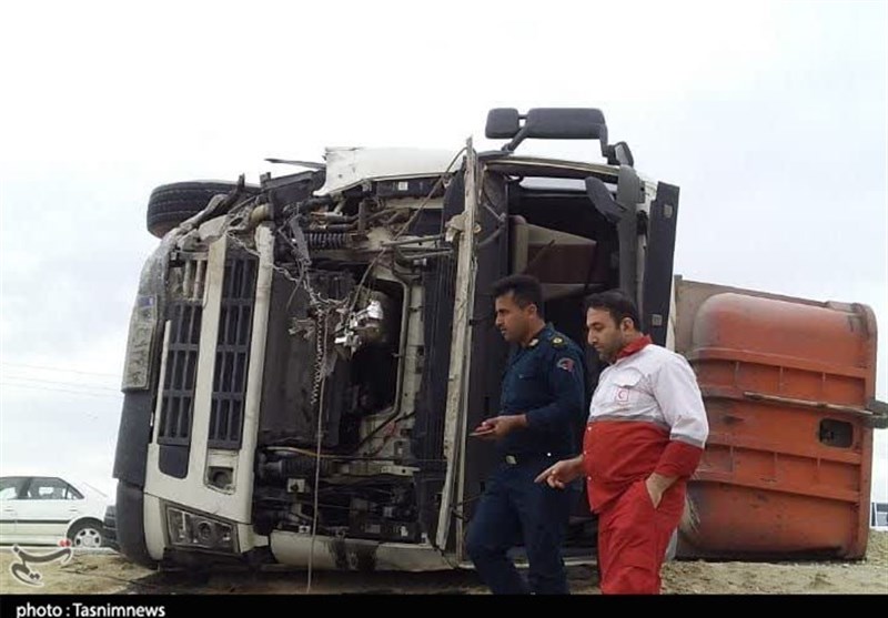 شیوع بیماری کرونا باعث کاهش تصادفات و تلفات جاده‌ای در استان کرمان شده است