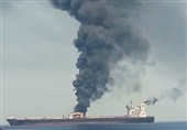 اخبار تأییدنشده از آتش‌گرفتن یک نفتکش در سواحل امارات+فیلم