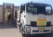 بوشهر| محموله کمک‌های مردمی شهرستان دشتی به سیل زدگان سیستانی و هرمزگانی ارسال شد