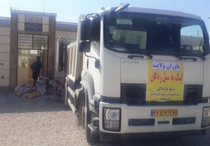 بوشهر| محموله کمک‌های مردمی شهرستان دشتی به سیل زدگان سیستانی و هرمزگانی ارسال شد