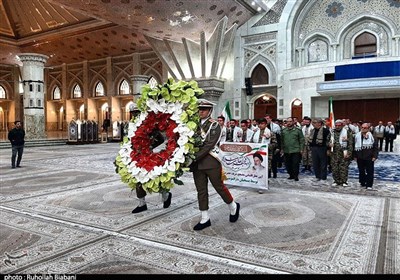 اعزام 200 زائر از نطنز به مرقد امام راحل