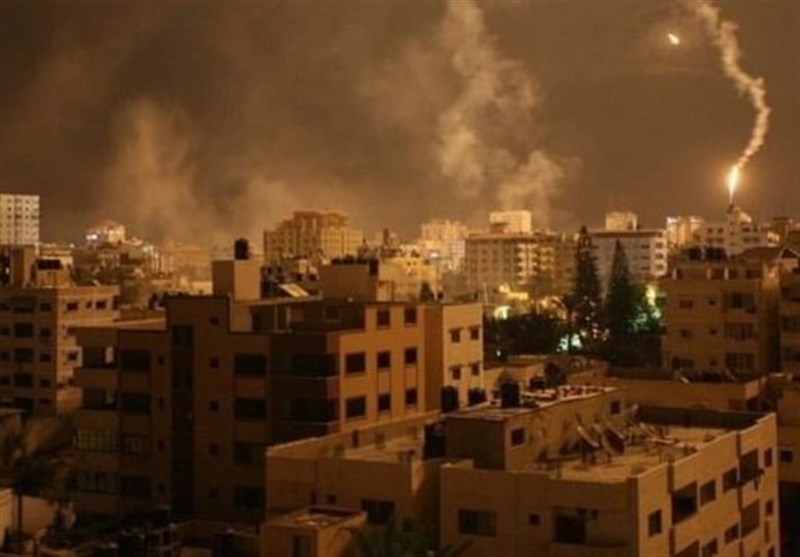 رژیم صهیونیستی جنوب غزه را به شدت بمباران کرد