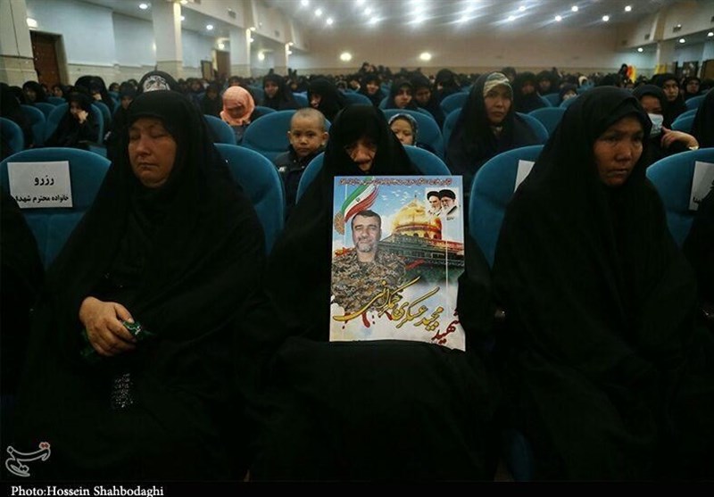 چهارمین یادواره شهدای مدافع حرم استان قم به روایت تصویر
