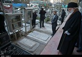 حضور رهبر معظم انقلاب اسلامی در مرقد امام خمینی(ره) وگلزار شهدا
