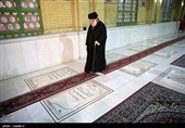 حضور رهبر معظم انقلاب اسلامی در مرقد امام خمینی(ره) وگلزار شهدا