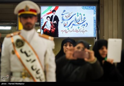 مراسم سالروز ورود تاریخی امام خمینی(ره) به کشور در فرودگاه مهرآباد
