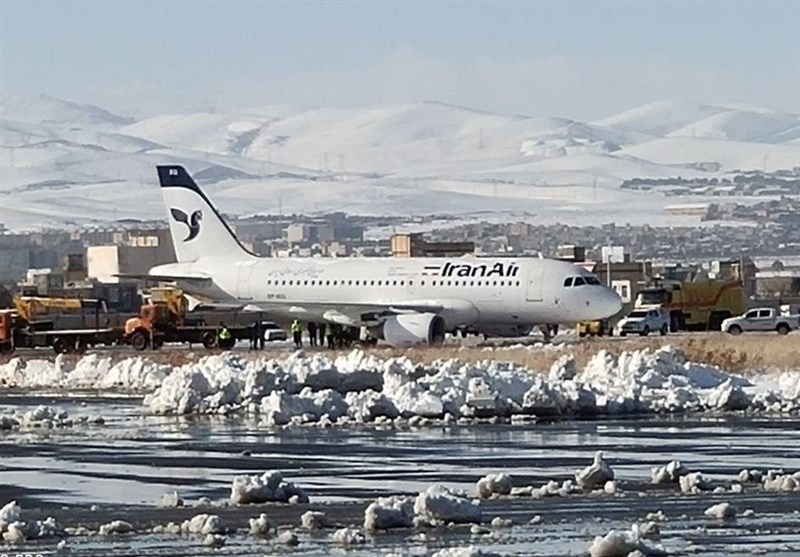 علت خروج هواپیما از باند فرودگاه کرمانشاه مشخص شد؛ بارش برف و لغزندگی باند