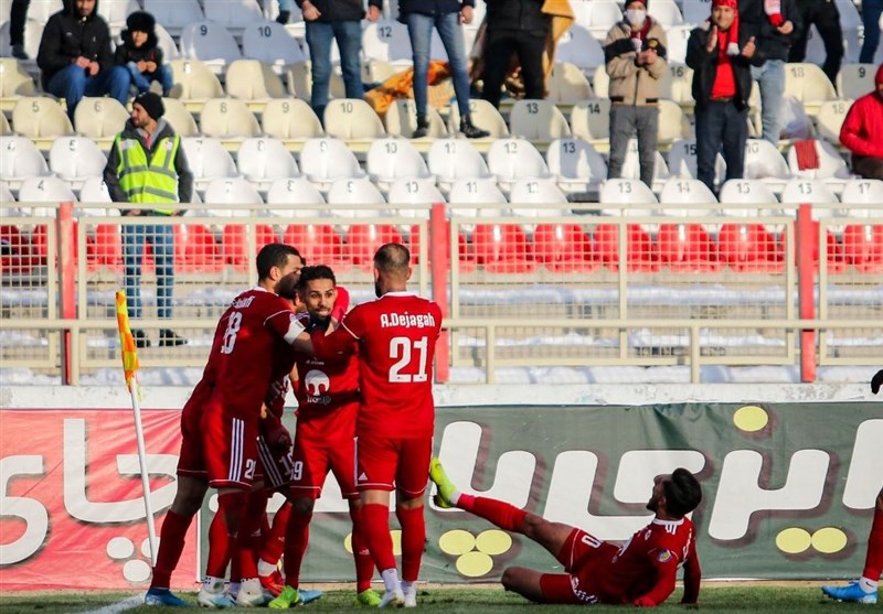 لیگ برتر فوتبال| برتری تراکتور مقابل سایپا در نیمه اول