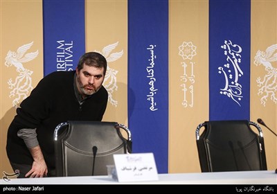 مرتضی فرشباف کارگردان فیلم تومان در دومین روز سی و هشتمین جشنواره فیلم فجر روز سی و هشتمین جشنواره فیلم فجر