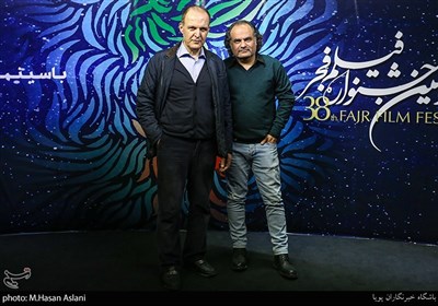 سیدجمال ساداتیان تهیه کننده و کیوان علیمحمدی کارگردان در دومین روز سی‌وهشتمین جشنواره فیلم فجر در پردیس سینمایی چارسو 