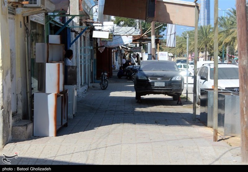 پیاده‌راه‌های تهران ساماندهی می‌شود فروخته نمی‌شود