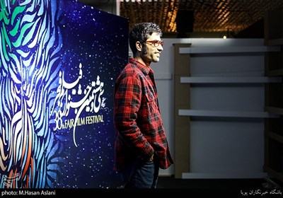 محمد کارت کارگردان فیلم «شنای پروانه» در سومین روز سی و هشتمین جشنواره فیلم فجر در پردیس سینمایی چارسو