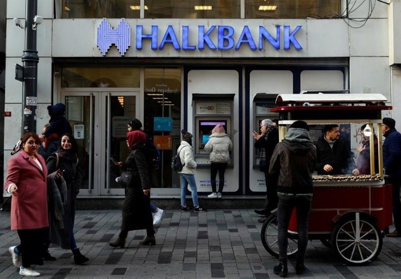 Turkey&apos;s Halkbank Urges US Judge to Dismiss Iran Sanctions Case