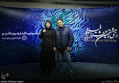سامان سالور کارگردان و سمیرا حسن پور بازیگر فیلم «سه کام حبس» در پنجمین روز سی و هشتمین جشنواره فیلم فجر در پردیس چارسو