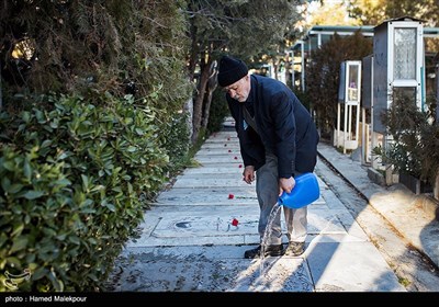  آیا زیارت قبر سبب شادی روح مردگان می‌شود؟ 