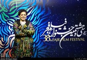 مجید نوروزی بازیگر در هفتمین روز سی و هشتمین جشنواره فیلم فجر در پردیس چارسو
