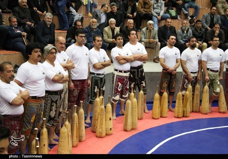 همایش بزرگ ورزش زورخانه‌ای کرمان به روایت تصویر