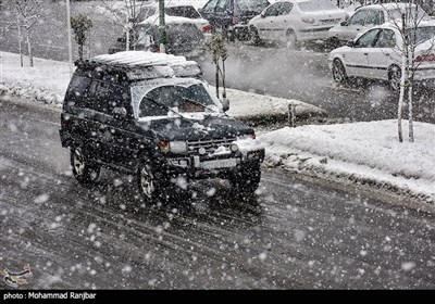 بارش برف سنگین در ازاد راه قزوین - رشت