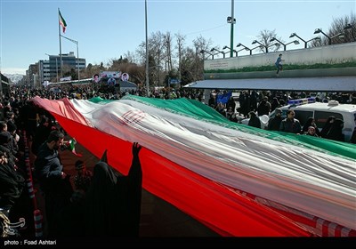 راهپیمایی 22 بهمن در تهران (3)