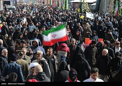 راهپیمایی 22 بهمن در تهران (5)