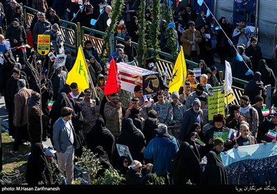 راهپیمایی 22 بهمن در تهران (3)