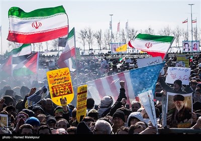 مراسم یوم‌الله 22 بهمن در تهران - میدان آزادی