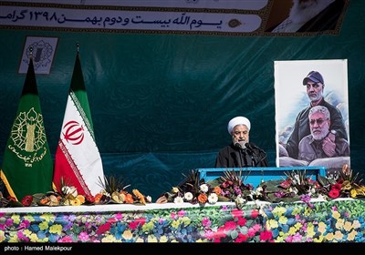 سخنرانی حجت‌الاسلام حسن روحانی رئیس جمهور در مراسم یوم‌الله 22 بهمن در تهران - میدان آزادی