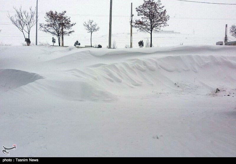 اعلام ‌وضعیت &quot;اضطراری&quot; در شهرستان اردل ‌در پی بارش سنگین برف