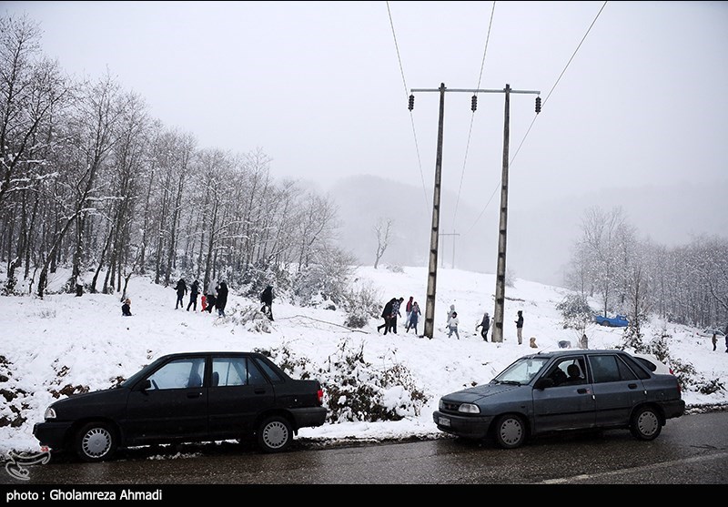 هواشناسی ایران 98/12/21|آغاز بارش برف و باران در 11 استان/ تهران شنبه بارانی می شود