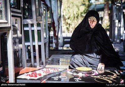 مادران شهدا در آستانه سالروز میلاد حضرت فاطمه (س) و گرامیداشت روز مادر به دیدار فرزندانشان در گلزار شهدا رفتند