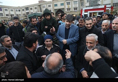 نامزدهای یازدهمین دوره انتخابات مجلس(شورای ائتلاف نیروهای انقلاب) در جمع مردم و بازاریان