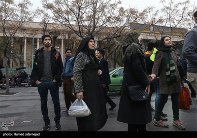 نامزدهای یازدهمین دوره انتخابات مجلس(شورای ائتلاف نیروهای انقلاب) در جمع مردم و بازاریان