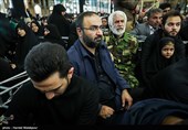 فرزند شهید محمدابراهیم همت در مراسم اربعین شهادت سپهبد شهید قاسم سلیمانی - کرمان