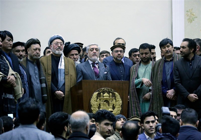 «عبدالله» اعضای رهبری کمیسیون‌های انتخابات افغانستان را ممنوع‌الخروج کرد
