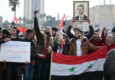 Syrian people celebrate army victories in Aleppo’s central square