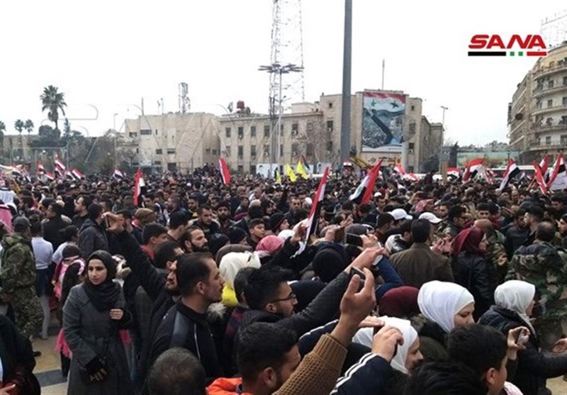 Syrian people celebrate army victories in Aleppo’s central square