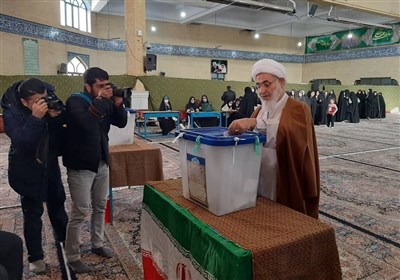  انتخابات ایران| نماینده ولی‌فقیه در استان قزوین: مجلس انقلابی وام‌دار هیچ جناحی نیست 