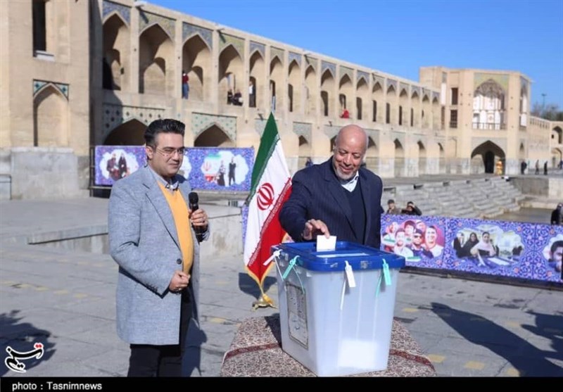 اصفهان| هماهنگی نمایندگان استان با یکدیگر و مسئولان مشکلات را از سر راه برمی‌دارد
