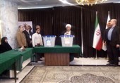 انتخابات مجلس 98 |آیت‌الله آملی لاریجانی رأی خود را به صندوق انداخت