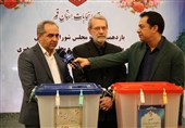 انتخابات ایران| استاندار قم رای خود را به صندوق انداخت‌