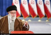 Ayatollah Khamenei Casts Ballot amid Iran Parliamentry Elections (+Video)